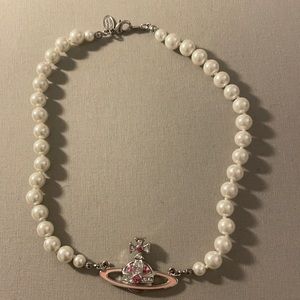pearl vivenne westwood necklace